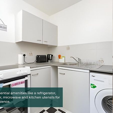 Clarence Suite 1 Bedroom W Free Parking Chatham  Zewnętrze zdjęcie